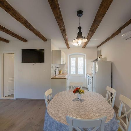 Apartments Bepi Komiža Zewnętrze zdjęcie