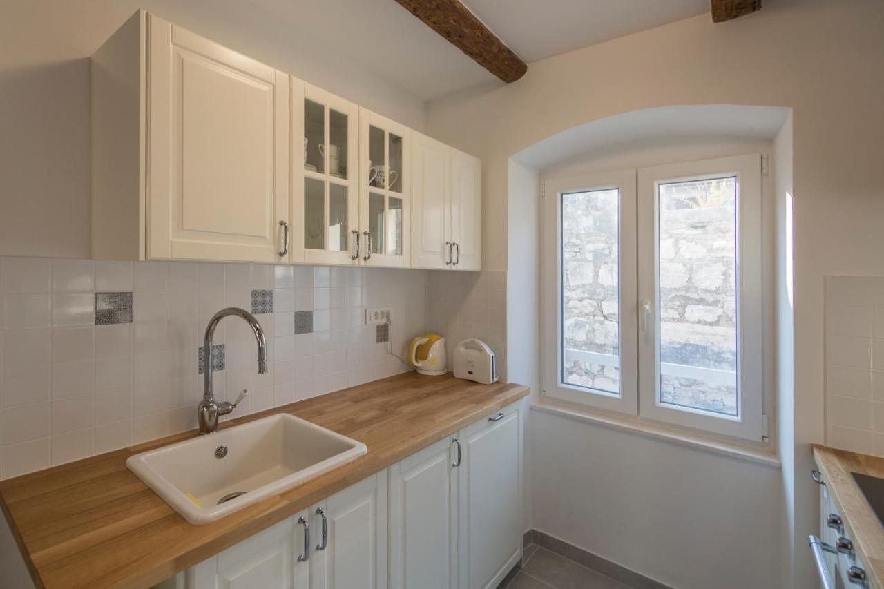Apartments Bepi Komiža Zewnętrze zdjęcie