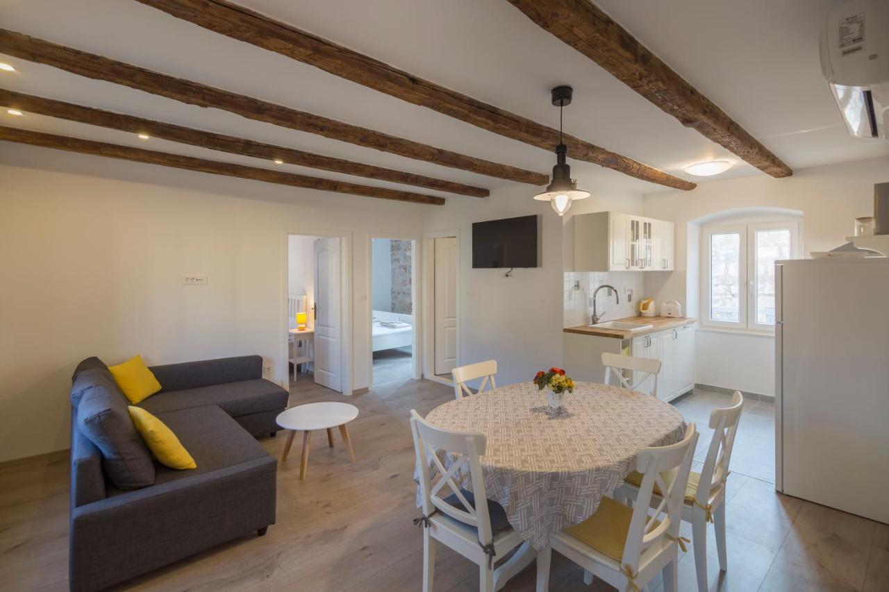 Apartments Bepi Komiža Zewnętrze zdjęcie