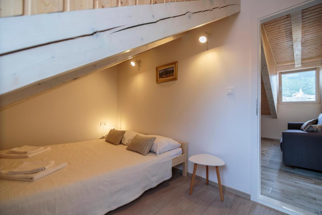 Apartments Bepi Komiža Zewnętrze zdjęcie