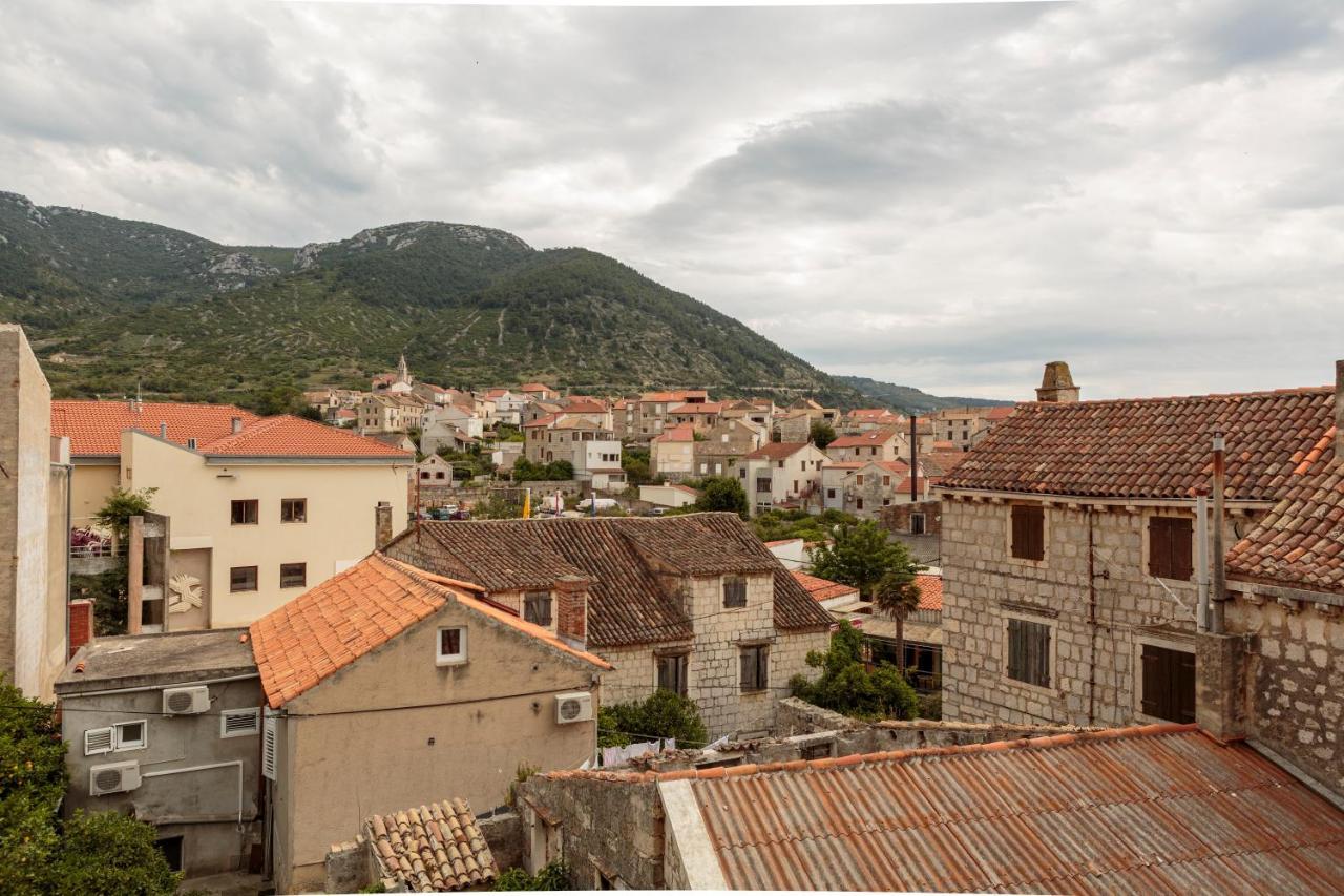 Apartments Bepi Komiža Zewnętrze zdjęcie
