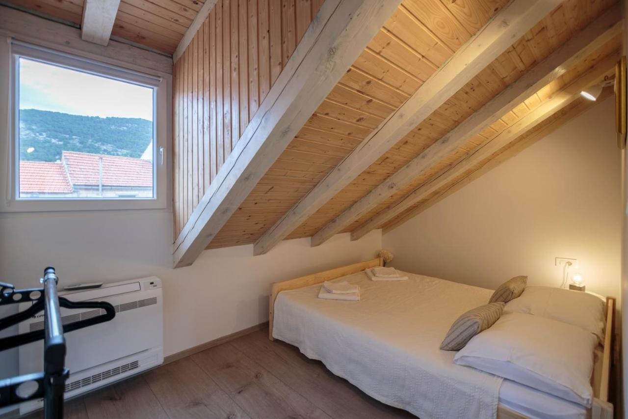 Apartments Bepi Komiža Zewnętrze zdjęcie